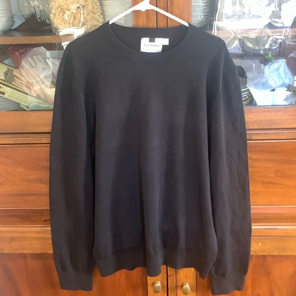 Lightweight sweater